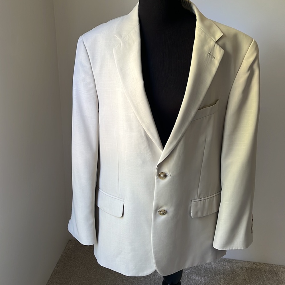 SUMMER Light Weight Saddlebred Suit with 2 pair of pants.